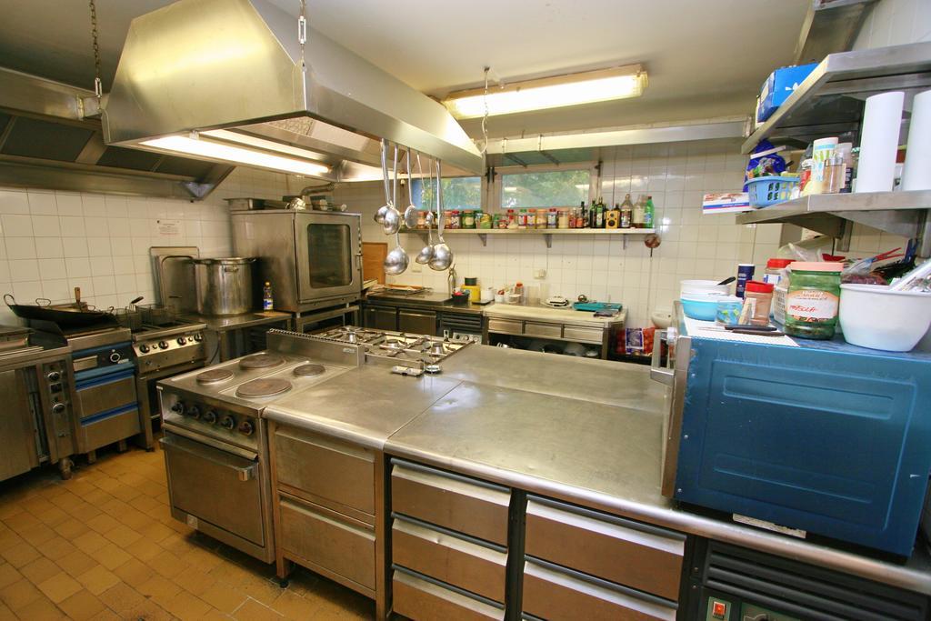 Waterfront Hotel Szentendre Ngoại thất bức ảnh