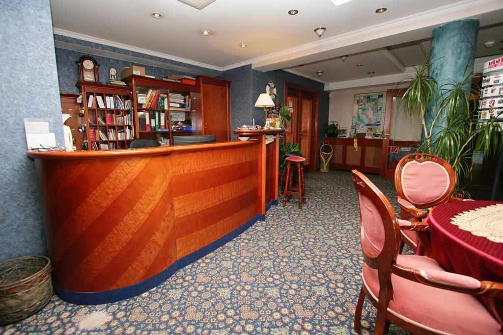Waterfront Hotel Szentendre Ngoại thất bức ảnh