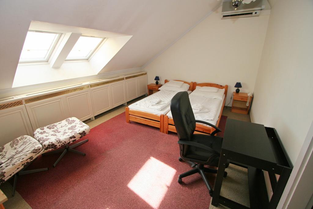 Waterfront Hotel Szentendre Ngoại thất bức ảnh