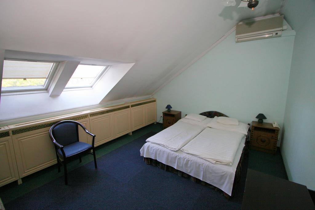 Waterfront Hotel Szentendre Ngoại thất bức ảnh