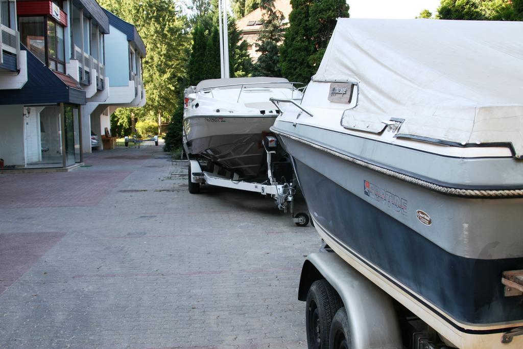 Waterfront Hotel Szentendre Ngoại thất bức ảnh