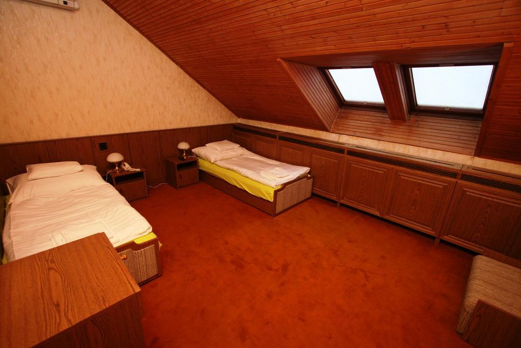 Waterfront Hotel Szentendre Ngoại thất bức ảnh